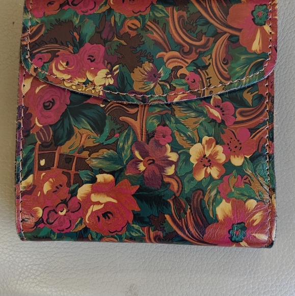 Patricia Nash Women's Wallet Leather Floral Print Excellent Size Brand New - Picture 2 of 5